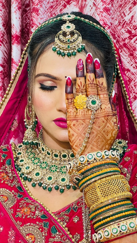 Ashi Beauty Parlour Academy Cosmetic Center