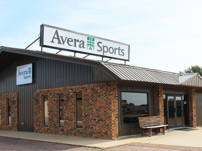  Avera Sports — Mitchell