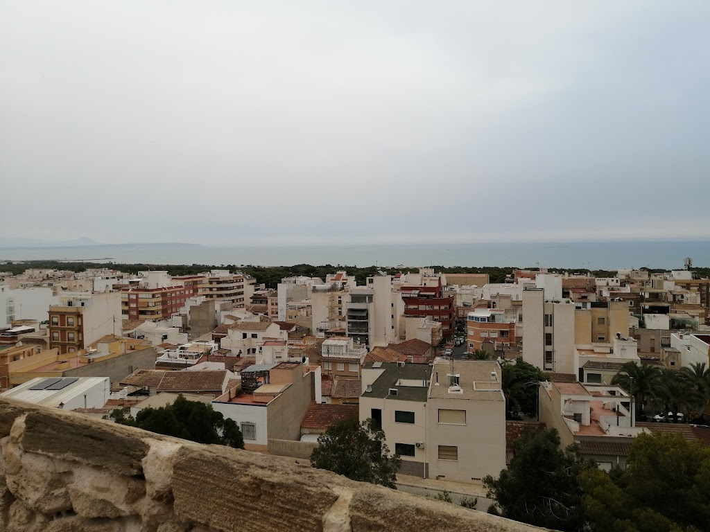Parking del Castillo de Guardamar