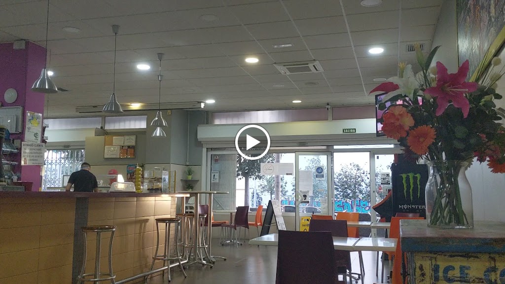 Satori Bar Cafeteria — Ambiente