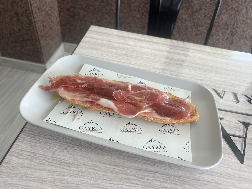 Gayria — Comida y bebida