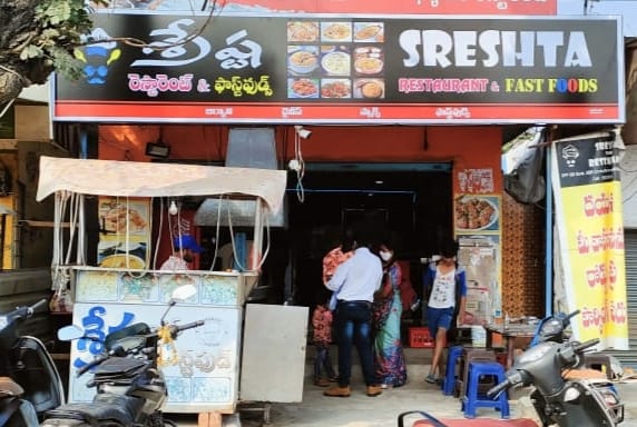Sreshta Restaurant Fastfoods