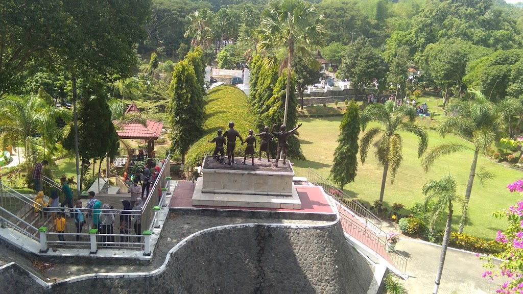 Campgrounds Teak Aren