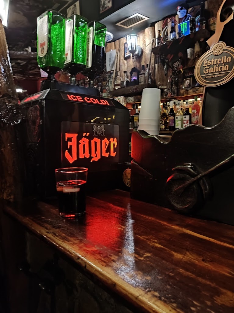 7 Rock Bar