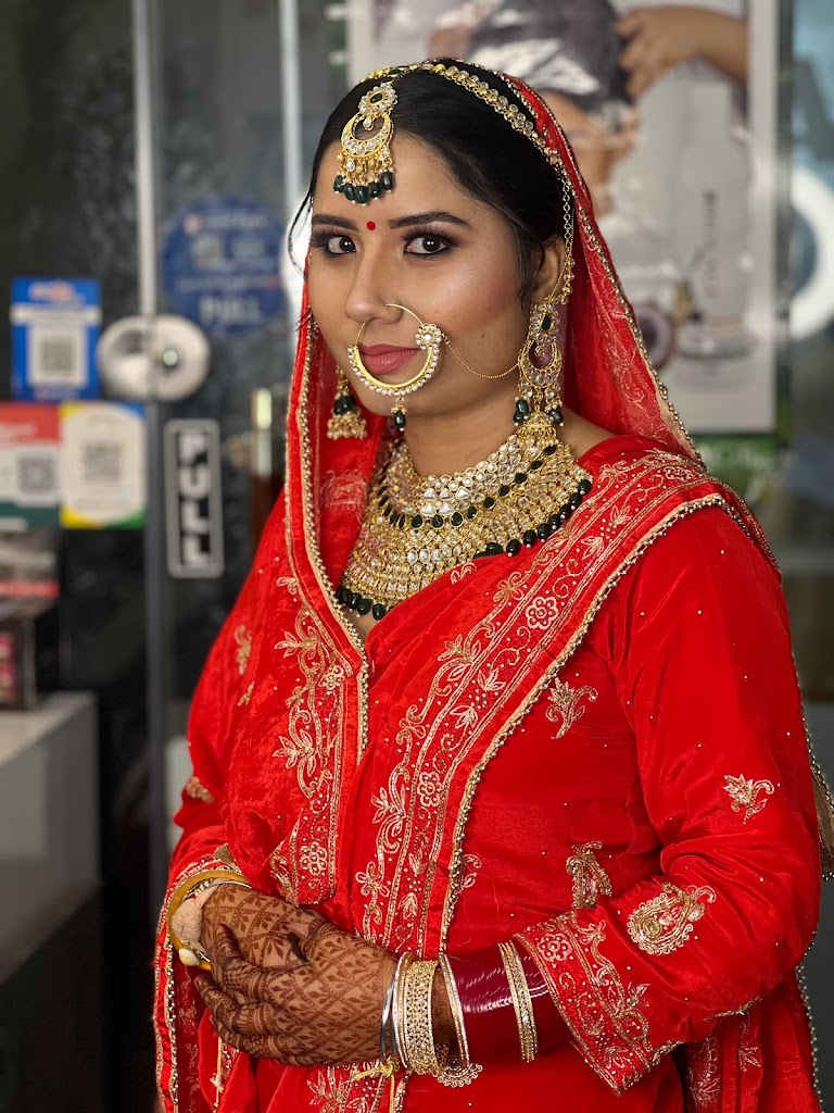 Uma Beauty Salon Academy