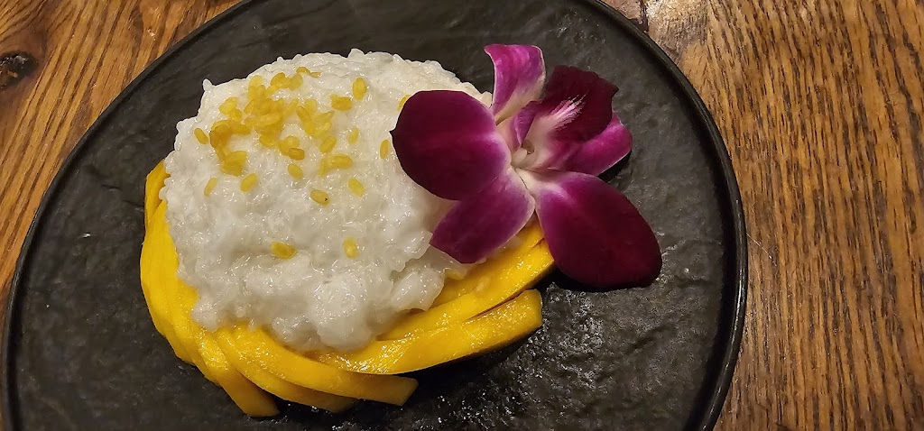 SENSE OF THAI , One Loudoun