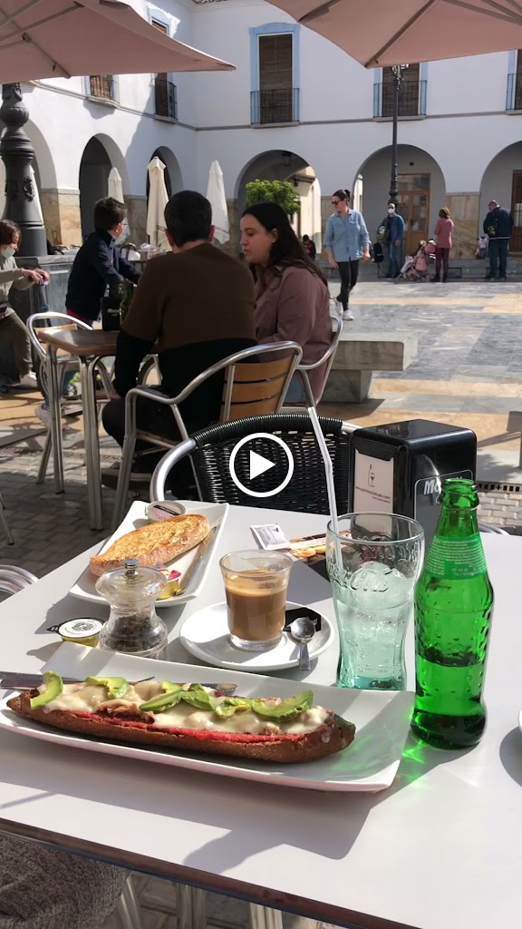Casa Bar CAHETE — Ambiente
