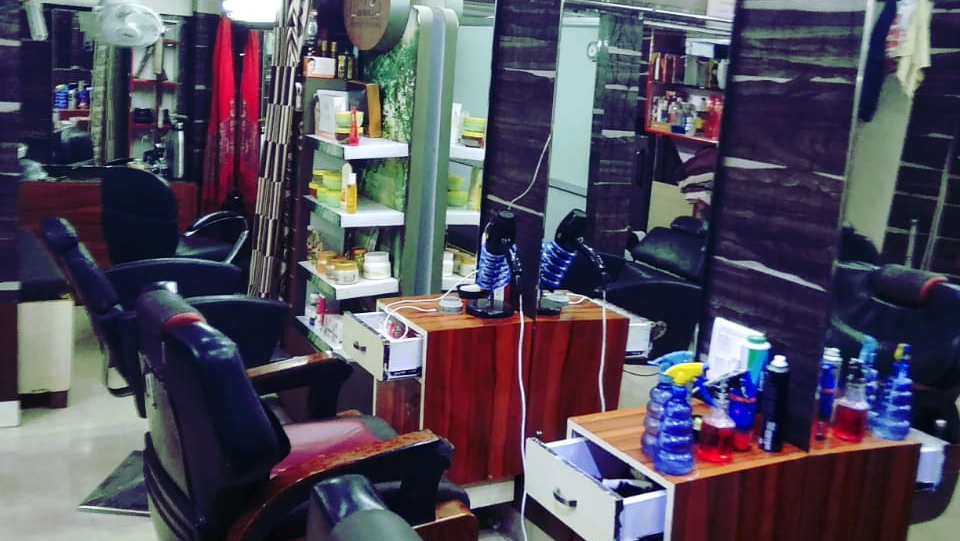 New Looks Salon Best Salon In Greater Noida