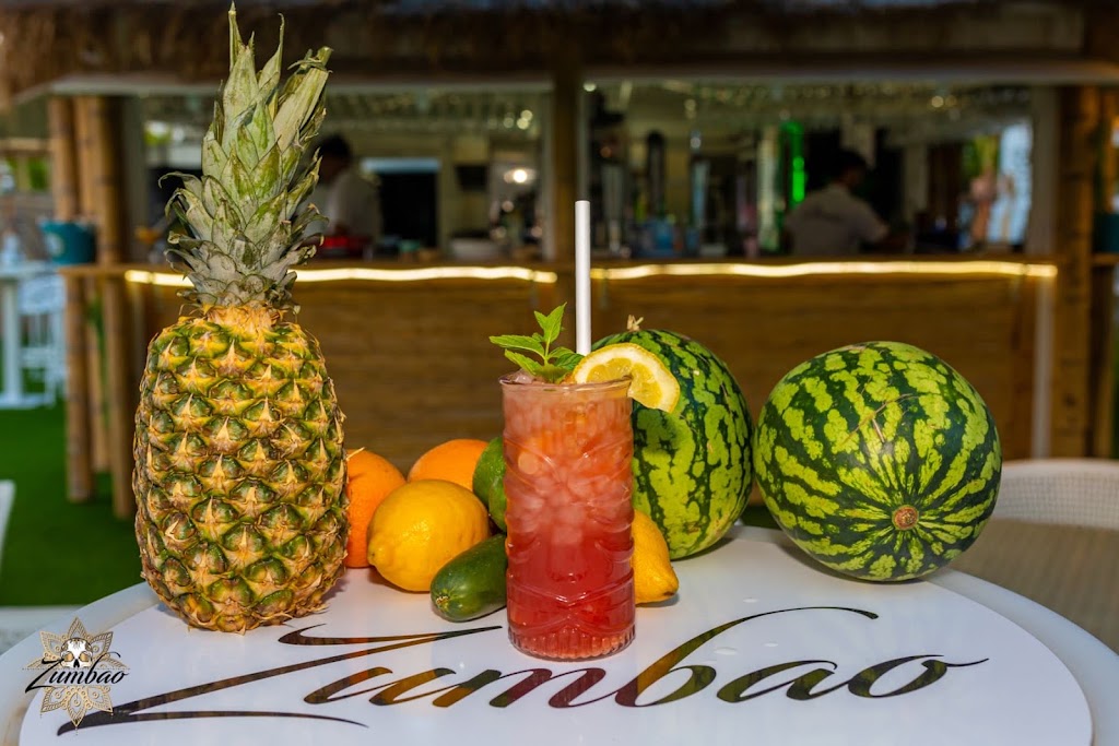 Zumbao Terraza — Comida y bebida