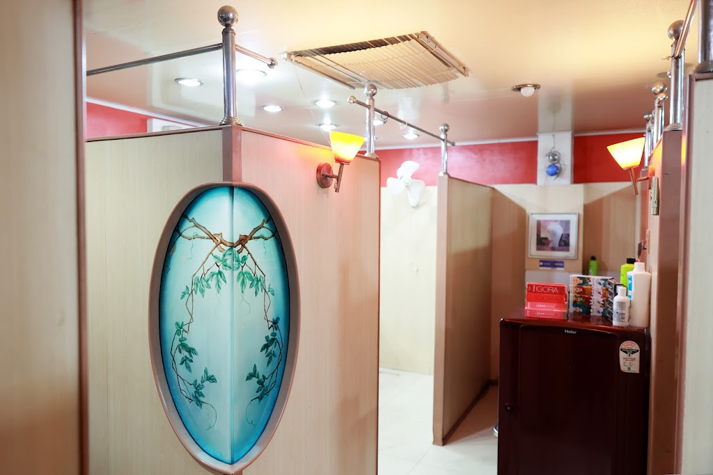 Glamore Gents Beauty Parlour