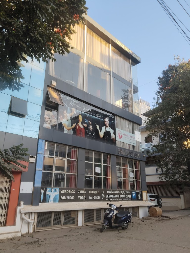 Miracle Touch Unisex Salon