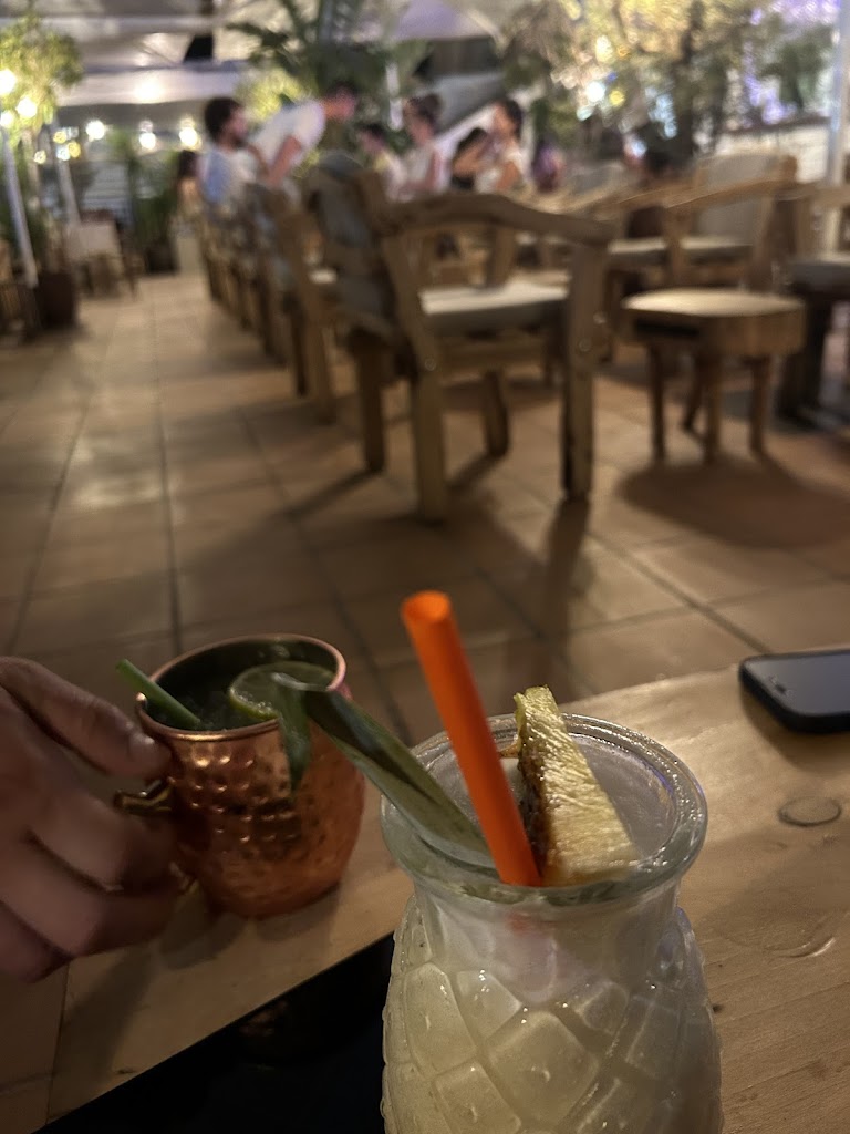 Iguanaport - Discoteca & Terraza