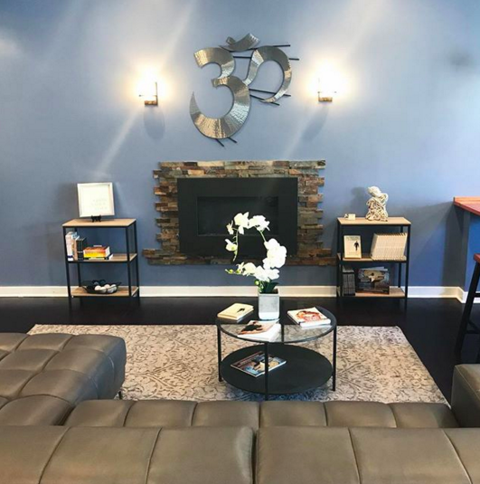  Dancing Mind Yoga Studio