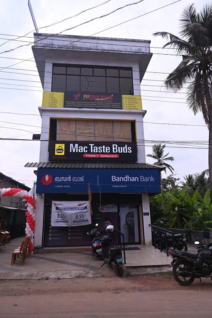 Macs Taste Buds Family Restaurant