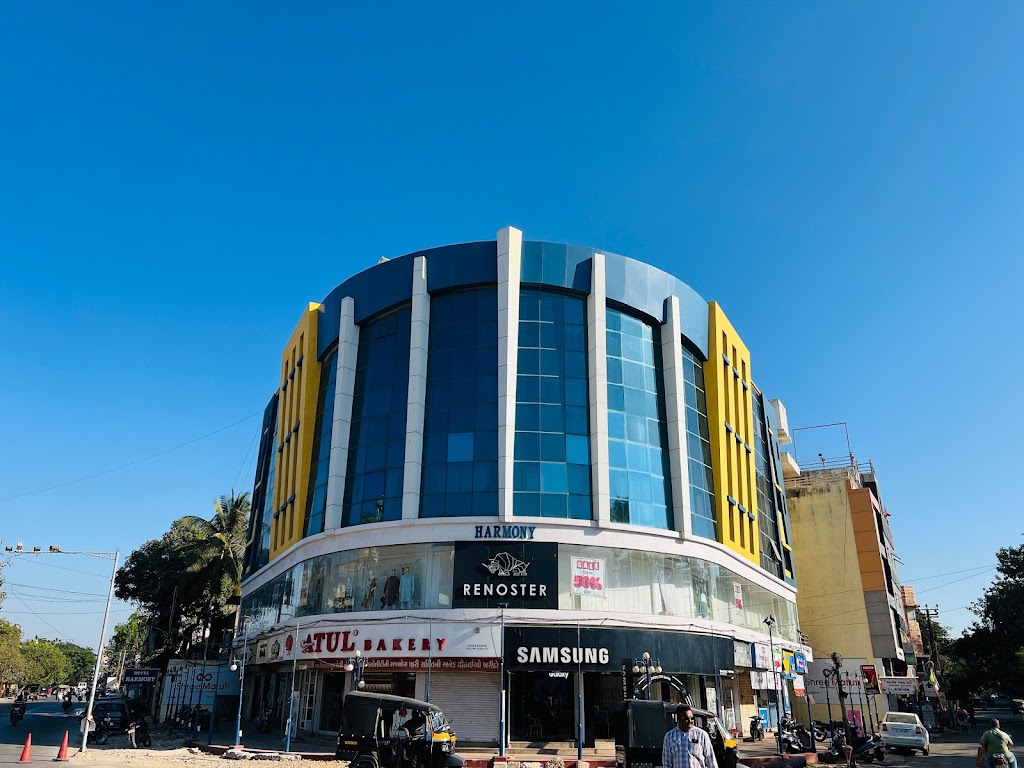 Hotel Harmony