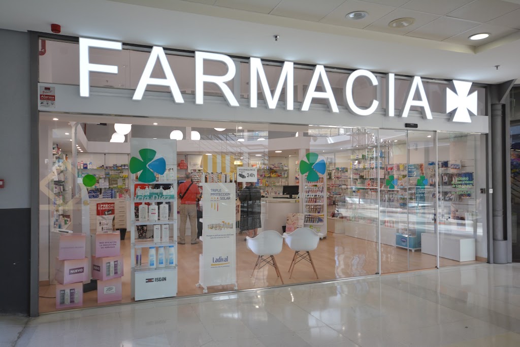 Farmacia Centro Comercial La Ballena. Alicia Diez — Del propietario