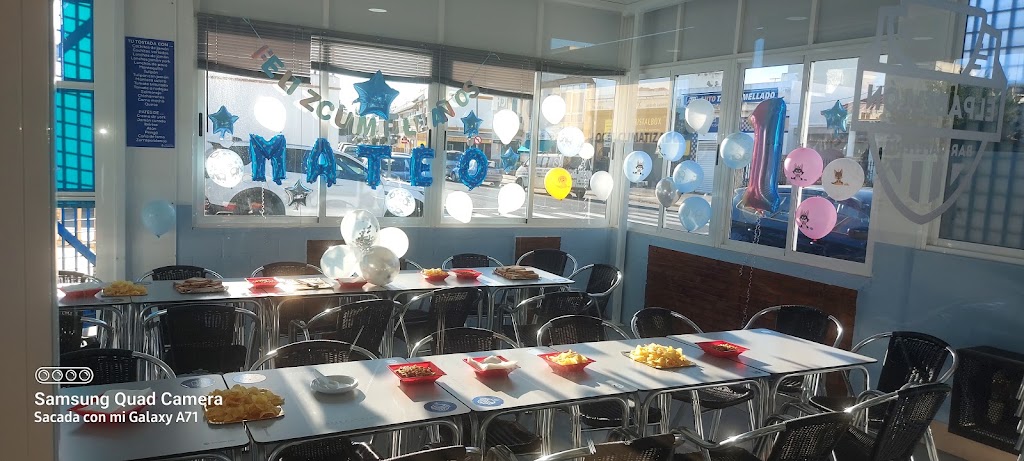 Churreria cafeteria "El pabellon" — Ambiente