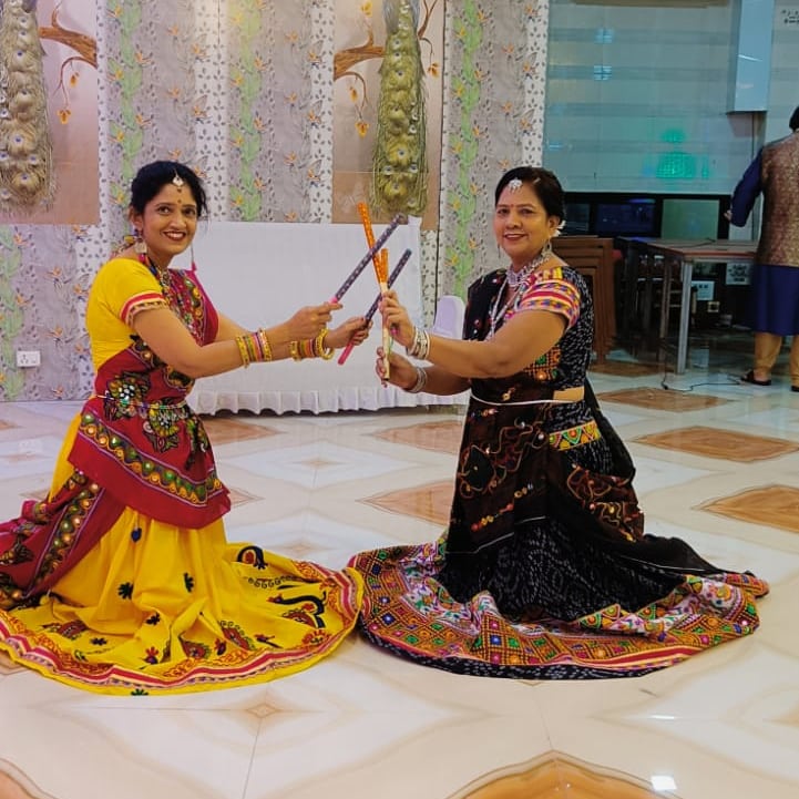 Rakhi Beauty Parlour