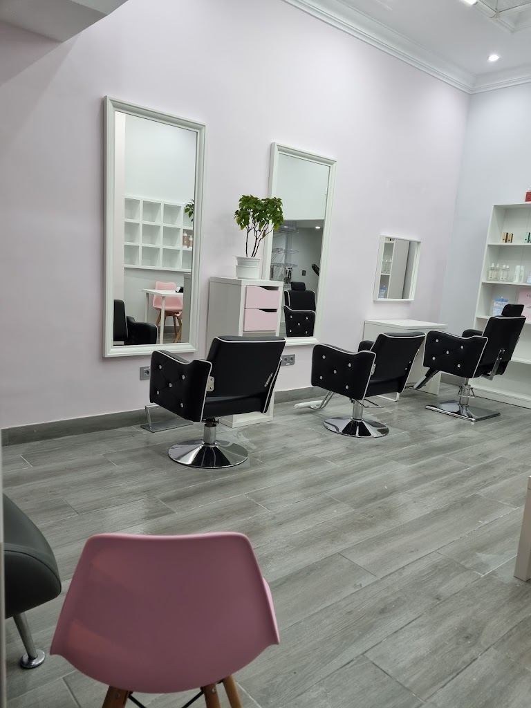 Peluqueria HairSalon & Beauty Linares by Ana Ma Nevado — Interior