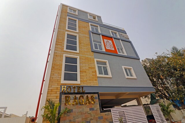Capital O 78864 Hotel Ragas