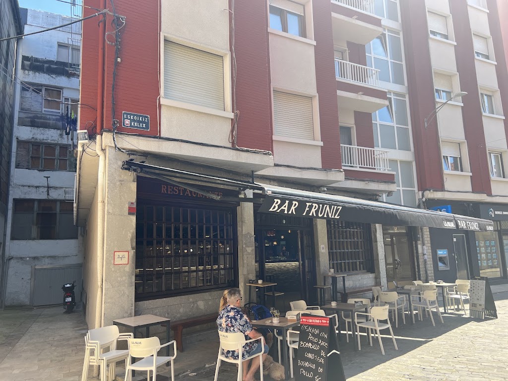BAR FRUNIZ — Del propietario