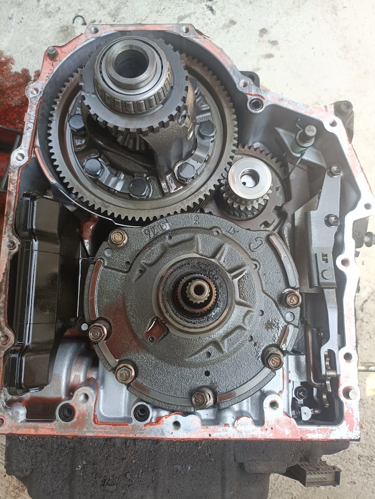 BENGKEL MOBIL 24 jam ( "ADE MOTOR").