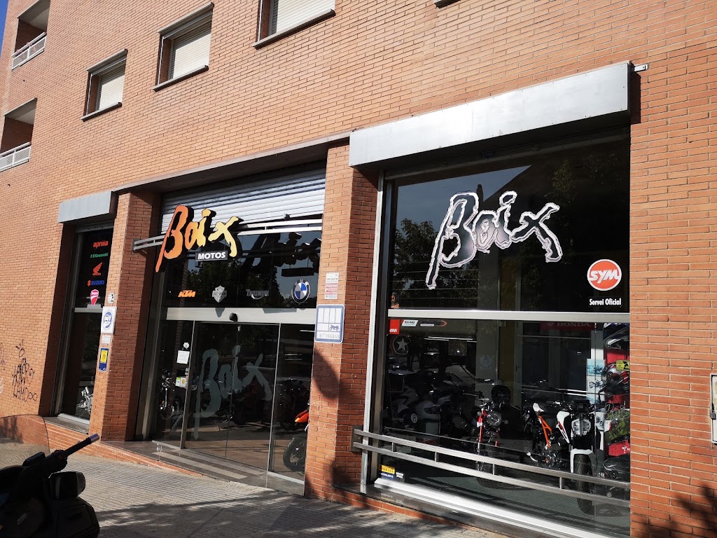 Boix Motos SL — Exterior