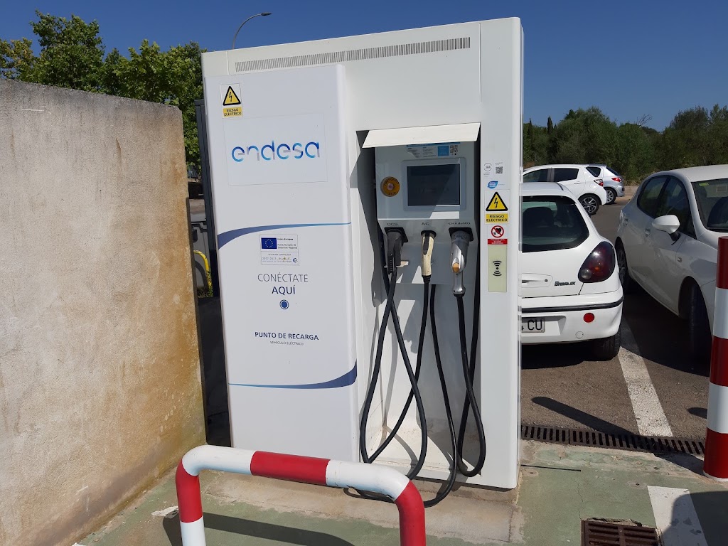 Endesa Punto de Carga Electrica — Estacion de servicio
