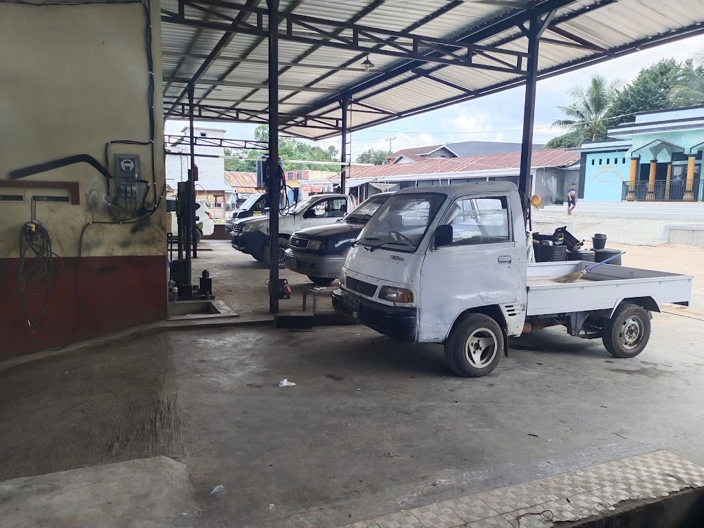Bengkel mobil "Handoko'