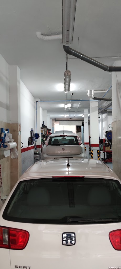 Automociones Moreno — Del propietario