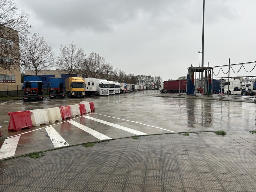 Parking Para Camiones — Mas recientes