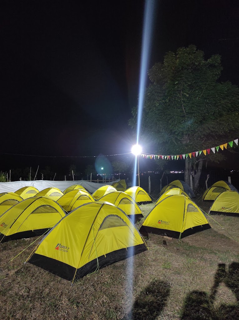TOM'S SAMOTA Camping ground