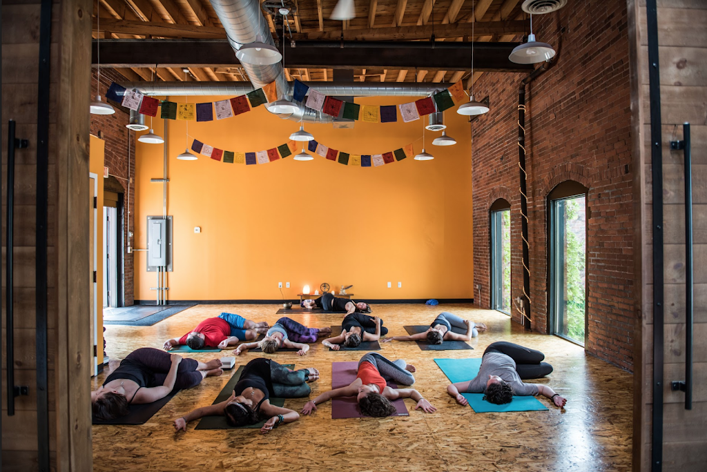  Sangha Studio – Pine