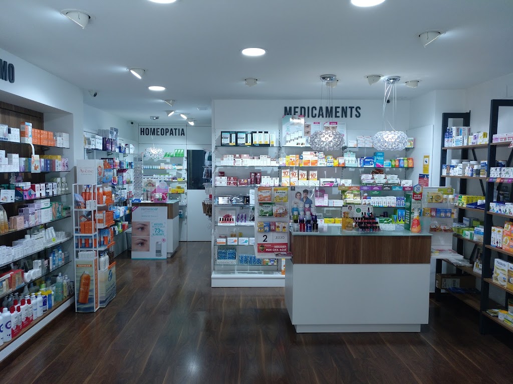 Farmacia Natalia Ubalde en Santa Coloma de Gramenet — Del propietario