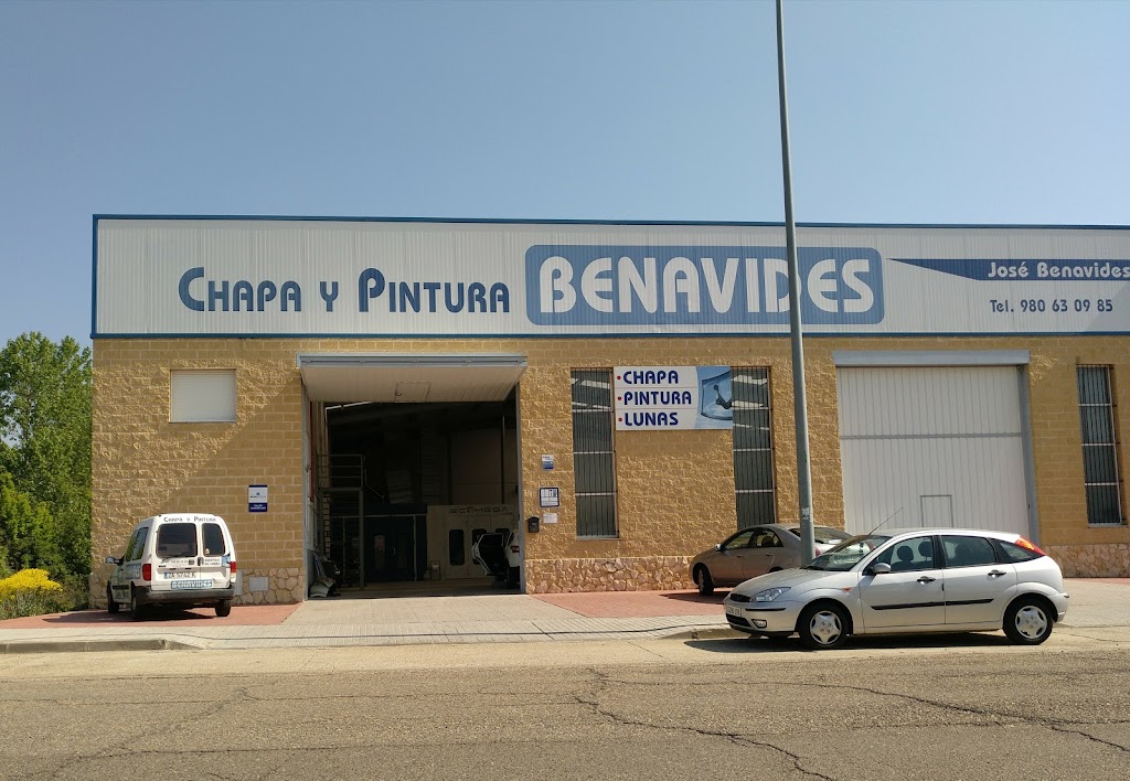 Taller de Chapa y Pintura Benavides