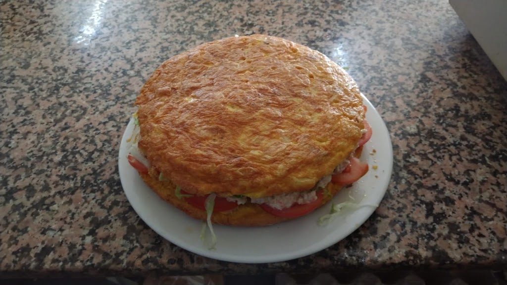 Bar La Taskita — Comida y bebida