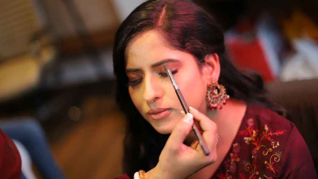 Naturals Hair Beauty Salon By Kavita Makeup Studio