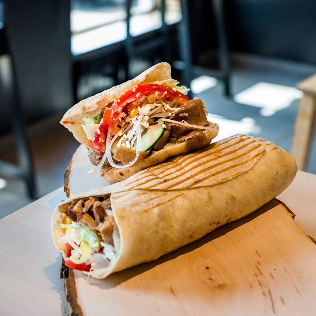 Super Kebab Igualada — Comida y bebida