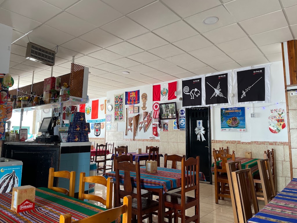 Bar Cafeteria Carlos III — Ambiente
