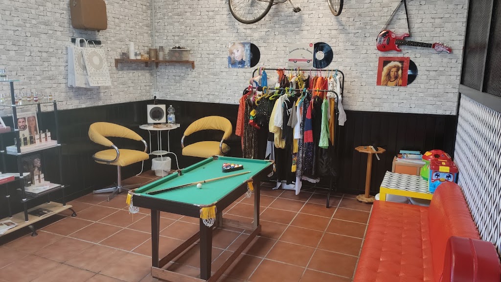 Tennessee salon — Interior