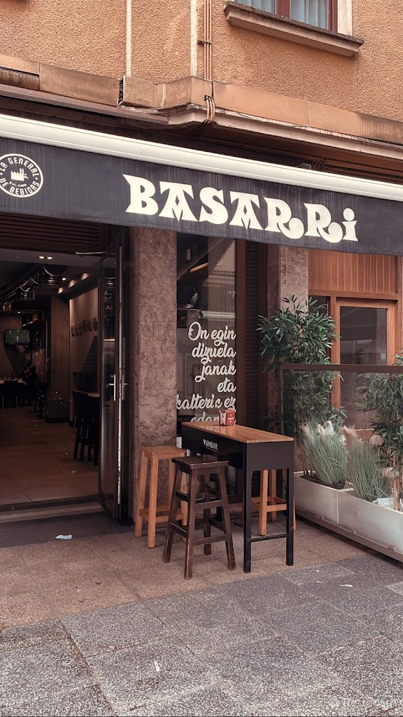 Basarri