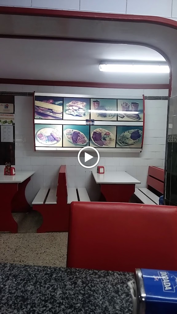 Pizzeria Palestra — Videos