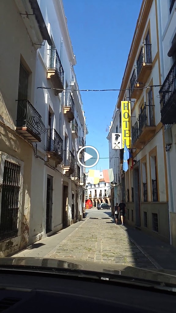 HOTEL LOS BALCONES DE ZAFRA — Videos