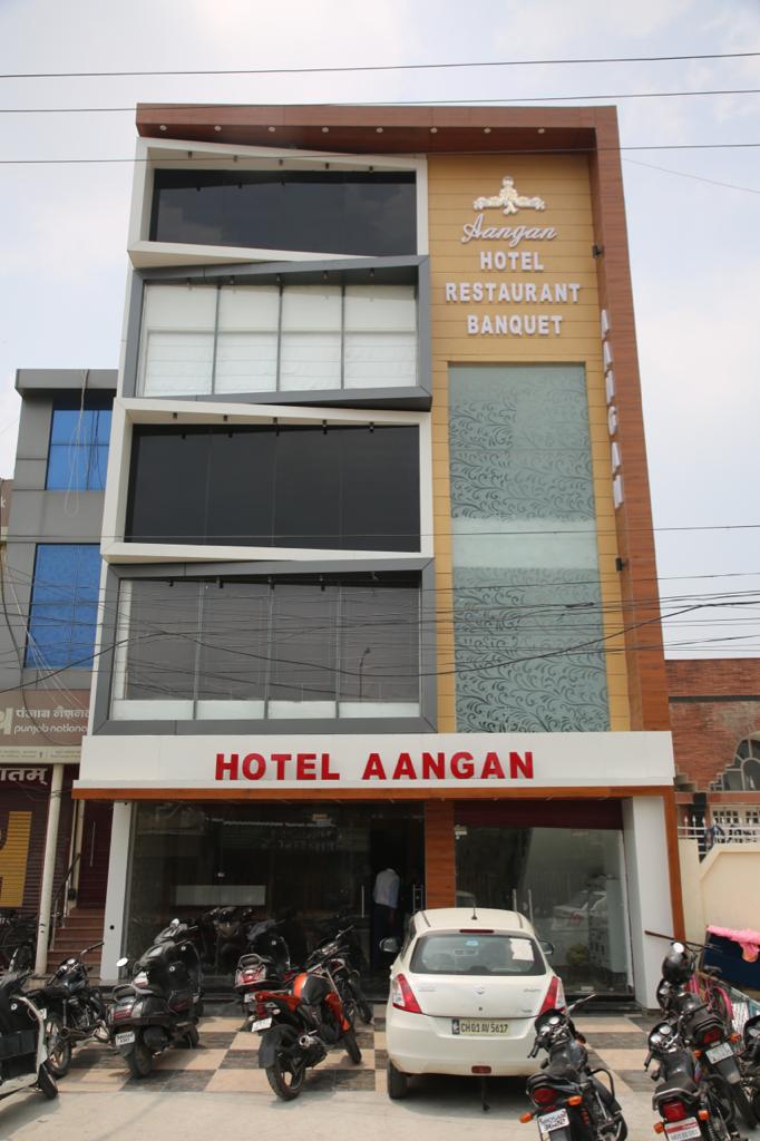 Hotel Aangan Best Hotel And Restaurant Budgeted Hotel Top 10 Business Hotels In Karnal
