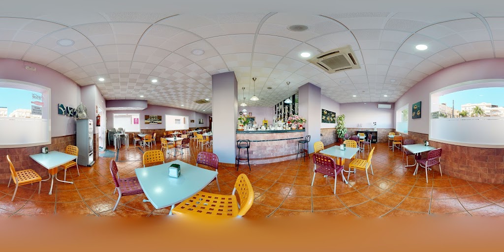 Cafeteria El Rinconcito del Llano — Ambiente