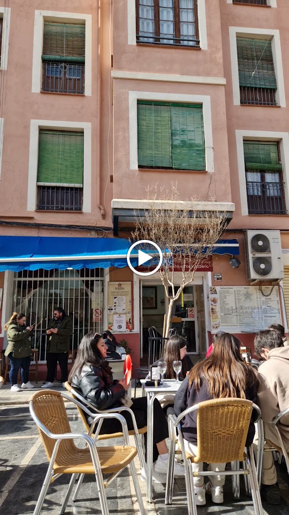 Restaurante La Estrella De Aranjuez — Videos