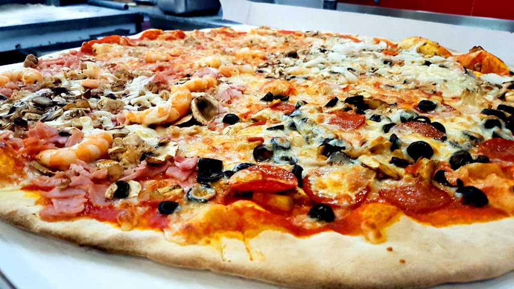 La Finissima Maxipizza — Pizza