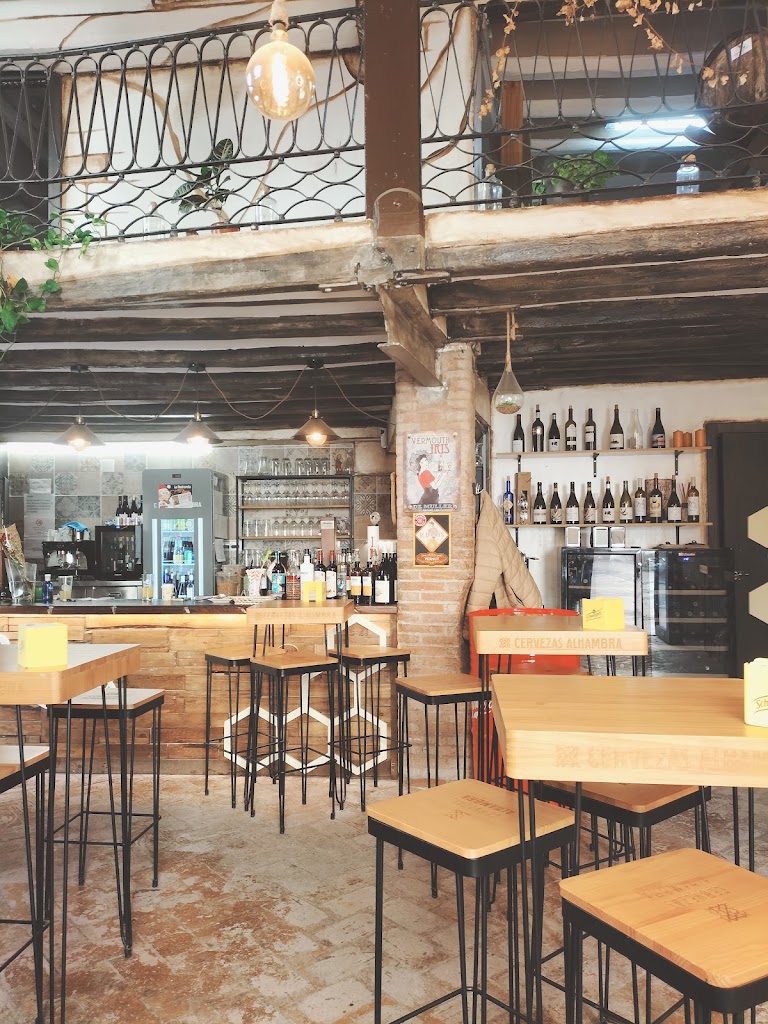 Bar L'amagatall — Ambiente