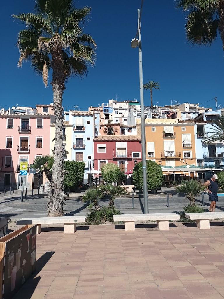 LE CABANON DE LA VILA SL