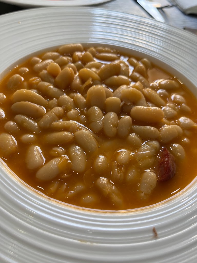 Restaurante Jakome — Comida y bebida